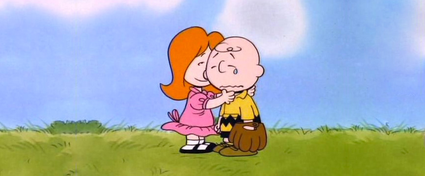 Garotinha ruiva consola Charlie Brown