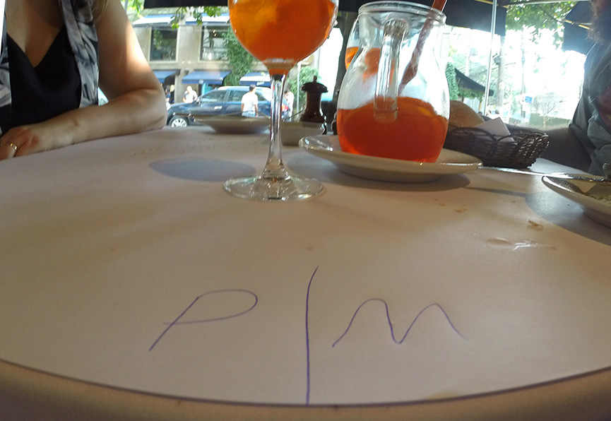 Casal ao ponto e mal-passado.